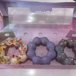 Bober Tea & Coffee - Box of 3 mochi doughnuts fruity pebbles, taro, and black sesame.
