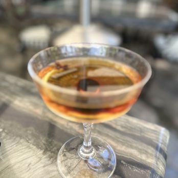 Rose's Garden Bar - Black rose - Burgers Near Me - Calabasas, California