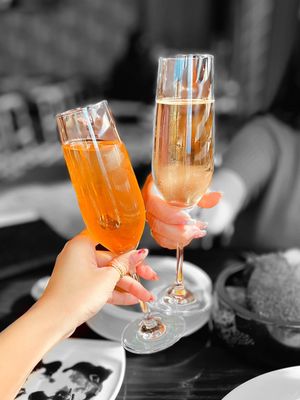 Vinum Japanese Fusion & Bar by null