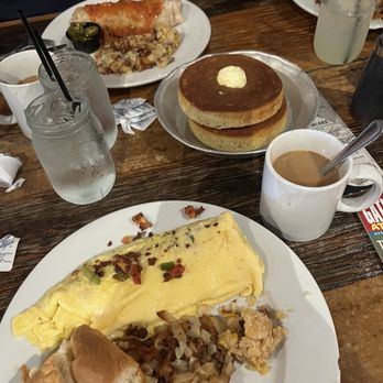 Crockett's 1875 Breakfast Camp - Western omelet, pancakes and breakfast burrito. - Breakfast & Brunch Near Me - Gatlinburg, Tennessee Crockett's 1875 Breakfast Camp - Western omelet, pancakes and breakfast burrito. - Breakfast & Brunch Near Me - Gatlinburg, Tennessee