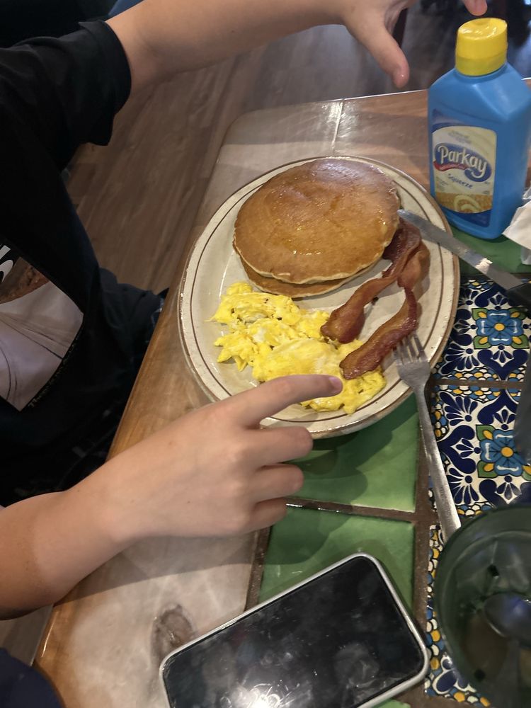 Alejandra's Mexican & American Food