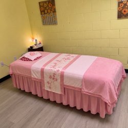 Monterey foot SPA - Best Massage place in downtown Monterey
