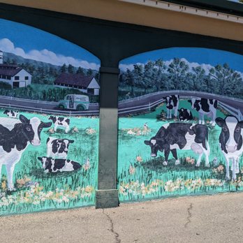 Meadowlark Dairy - The wall painting - Ice Cream & Frozen Yogurt Near Me - Pleasanton, California Meadowlark Dairy - The wall painting - Ice Cream & Frozen Yogurt Near Me - Pleasanton, California