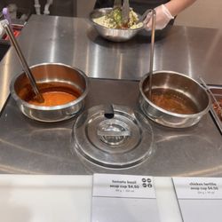Salata - Tomato Basil Soup