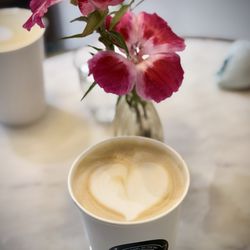 Hot vanilla latte