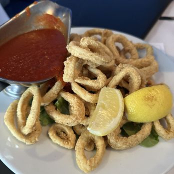 Gianna's - Fried Calamari - Italian Near Me - Yonkers, New York