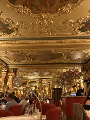 Alex Dilling at Hotel Café Royal by null