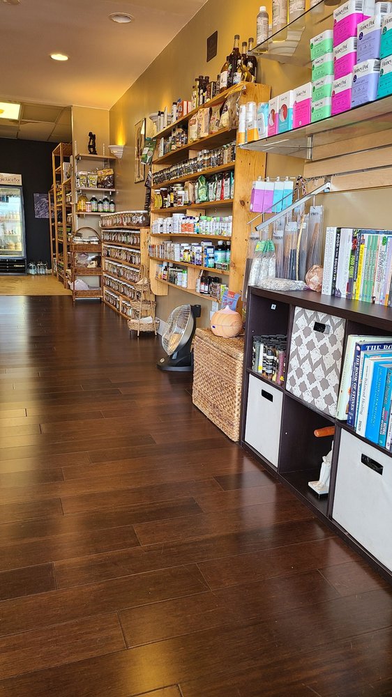 BAMBOO WEST Updated September 2024 28055 Gratiot Ave, Roseville