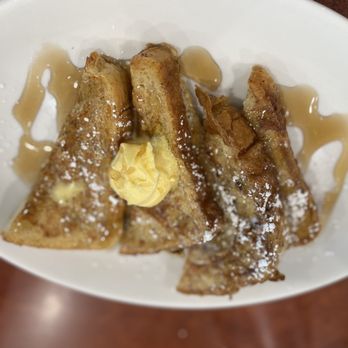 Breakfast House - French toast - Breakfast & Brunch Near Me - Cedar Rapids, Iowa