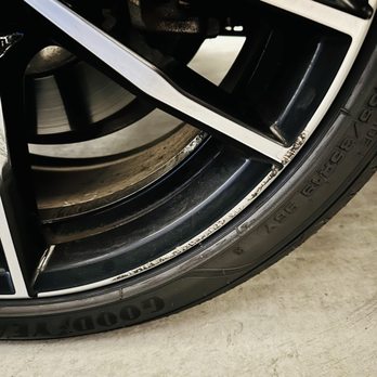 Affordable Wheel Repair - Second curb rash before repair - Wheel & Rim Repair Near Me - Los Angeles, California Affordable Wheel Repair - Second curb rash before repair - Wheel & Rim Repair Near Me - Los Angeles, California