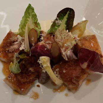 Dinner by Heston Blumenthal - Salamagundy chicken confit - British Near Me - London, XGL