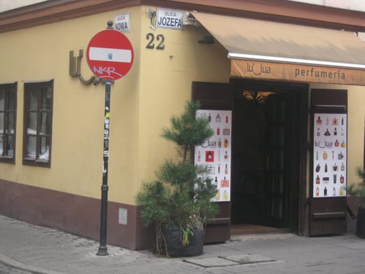 Perfumeria Lulua – perfumy niszowe by null