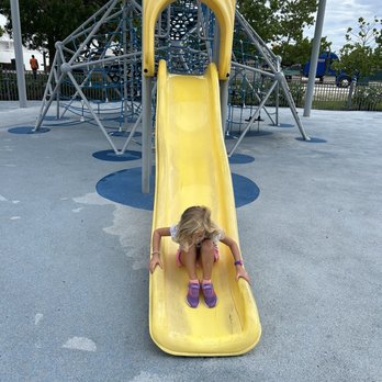 Mid Beach Park Playground - Playgrounds Near Me - Miami Beach, Florida