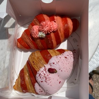 Paris En Rose - Cafes Near Me - Del Mar, California Paris En Rose - Cafes Near Me - Del Mar, California