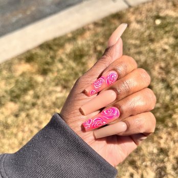 LOVELY NAILS - Updated December 2025 - 32 Photos & 45 Reviews