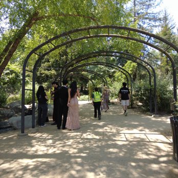 Descanso Gardens - Botanical Gardens Near Me - La Canada Flintridge, California Descanso Gardens - Botanical Gardens Near Me - La Canada Flintridge, California