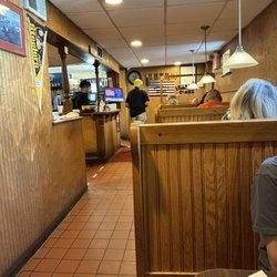 Johnny's Diner - Inside