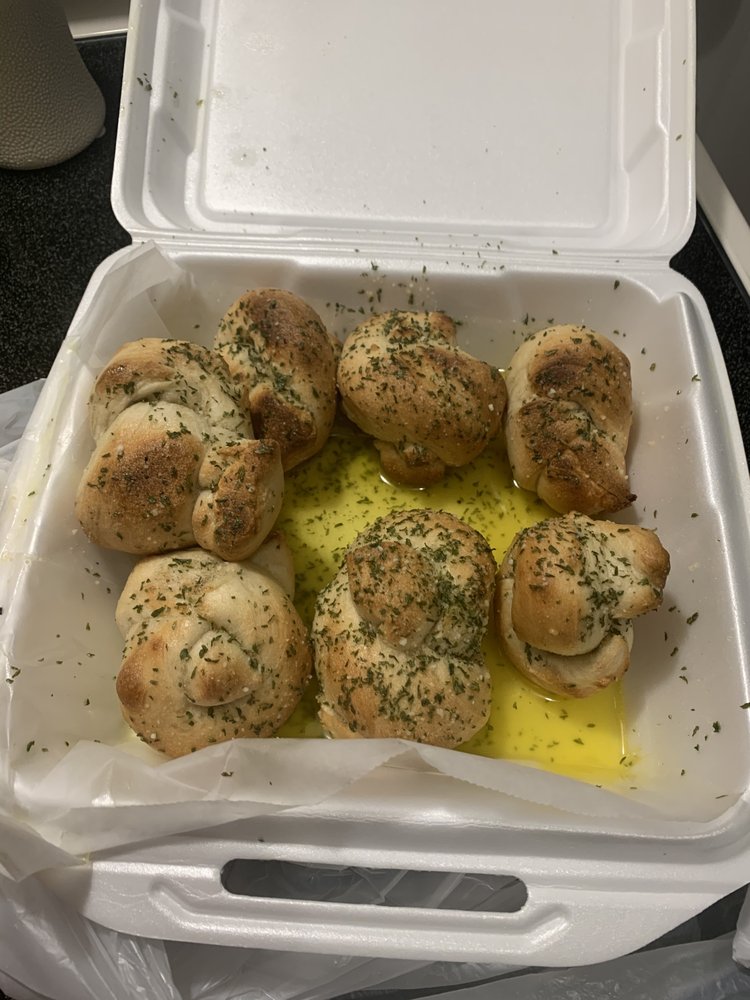 MARGARITAS PIZZA PALACE Updated May 2024 105 Photos 903 Big Tree