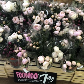 Trader Joe's - Beautiful peonies - Grocery Near Me - Houston, Texas Trader Joe's - Beautiful peonies - Grocery Near Me - Houston, Texas