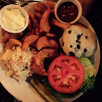 Rocks21 - Seafood Near Me - Mystic, Connecticut