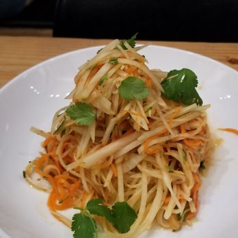 Boathouse Collective - Papaya salad - New American Near Me - Costa Mesa, California
