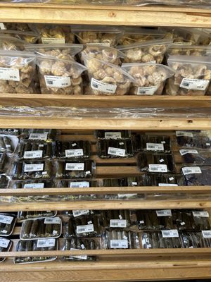 Max's Restaurant Chicago, Cuisine of the Philippines by null