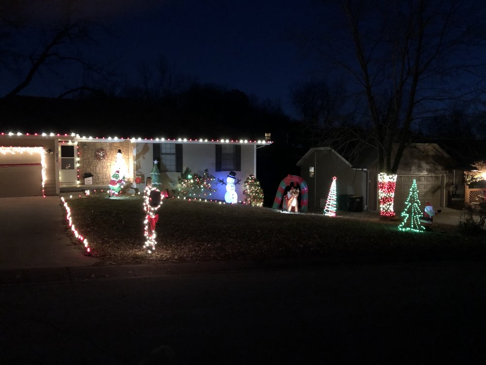 SHOW ME CLEANING Updated October 2024 Parkville, Missouri Window Washing Phone Number Yelp