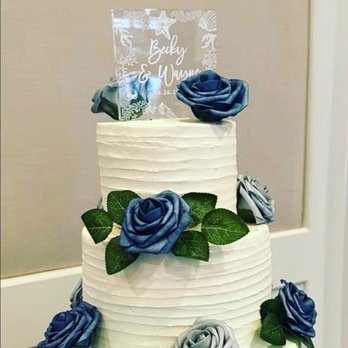 Sweet Lisa's Exquisite Cakes - Our cake and topper - Bakeries Near Me - Cos Cob, Connecticut