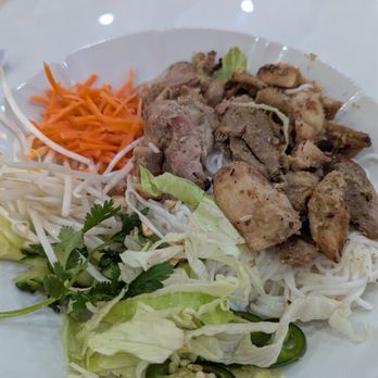 Mẹ Viet Kitchen - Very bad bun thit - Vietnamese Near Me - Gastonia, North Carolina Mẹ Viet Kitchen - Very bad bun thit - Vietnamese Near Me - Gastonia, North Carolina