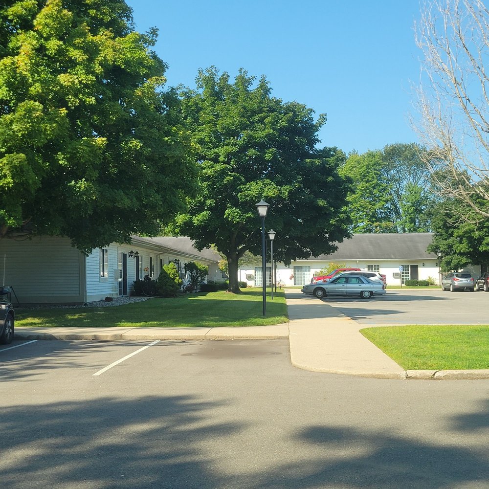 NASHVILLE PARK APARTMENTS Updated May 2024 1018 Reed St Ofc