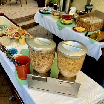 The Avalon Hotel - Continental Breakfast - Hotels Near Me - Avalon, California