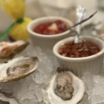 The Capital Grille - Oysters - Steakhouses Near Me - Baltimore, Maryland The Capital Grille - Oysters - Steakhouses Near Me - Baltimore, Maryland