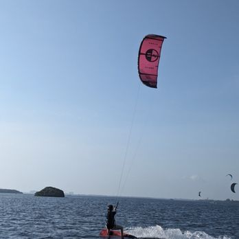 Elite Watersports - Kiteboarding Near Me - St. Petersburg, Florida