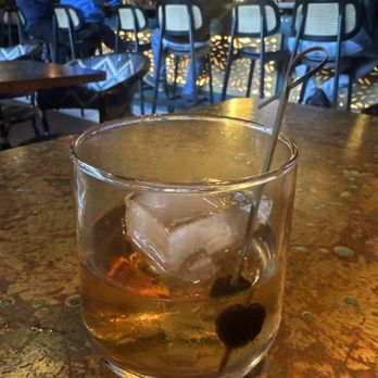 Branch Line Bar - Old-fashioned with tequila - Cocktail Bars Near Me - Emeryville, California Branch Line Bar - Old-fashioned with tequila - Cocktail Bars Near Me - Emeryville, California