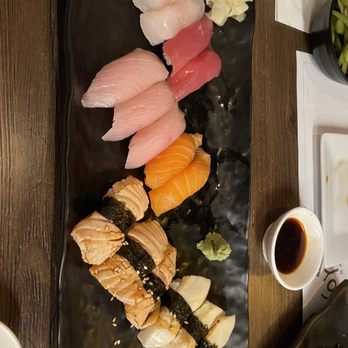 Kinoya Sushi Bar - Sushi platter - Sushi Bars Near Me - Toronto, Ontario Kinoya Sushi Bar - Sushi platter - Sushi Bars Near Me - Toronto, Ontario