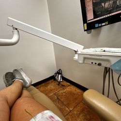Friendly Dental Center - The seats  are smidge thin, but they're so comfortable