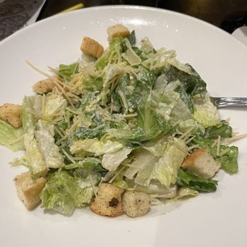 Downtowner Woodfire Grill - Caesar salad - do not recommend at all - Pizza Near Me - Saint Paul, Minnesota