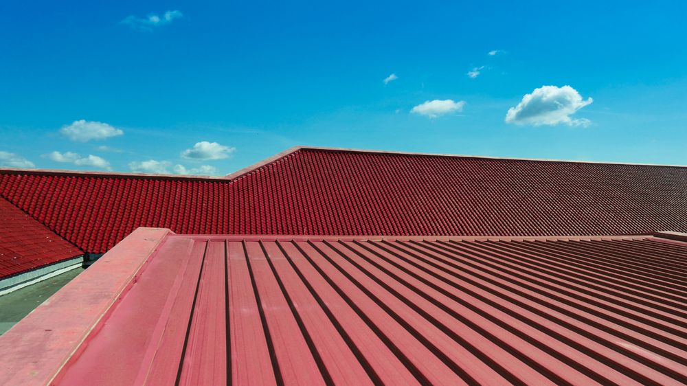 Slide of Duque Roofing