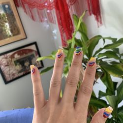 Diamond Nails Salon