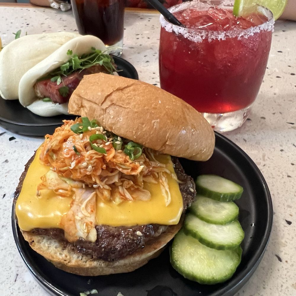 Piko Kitchen + Bar - Cocktail Bars Near Me - Honolulu, Hawaii