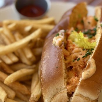 The Beachcomber Cafe - Maine Lobster Roll - Seafood Near Me - Newport Beach, California The Beachcomber Cafe - Maine Lobster Roll - Seafood Near Me - Newport Beach, California