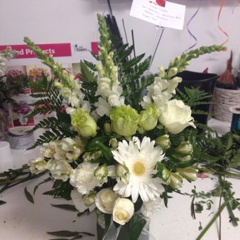 Floral Masters - White bouquet - Florists Near Me - Norcross, Georgia Floral Masters - White bouquet - Florists Near Me - Norcross, Georgia