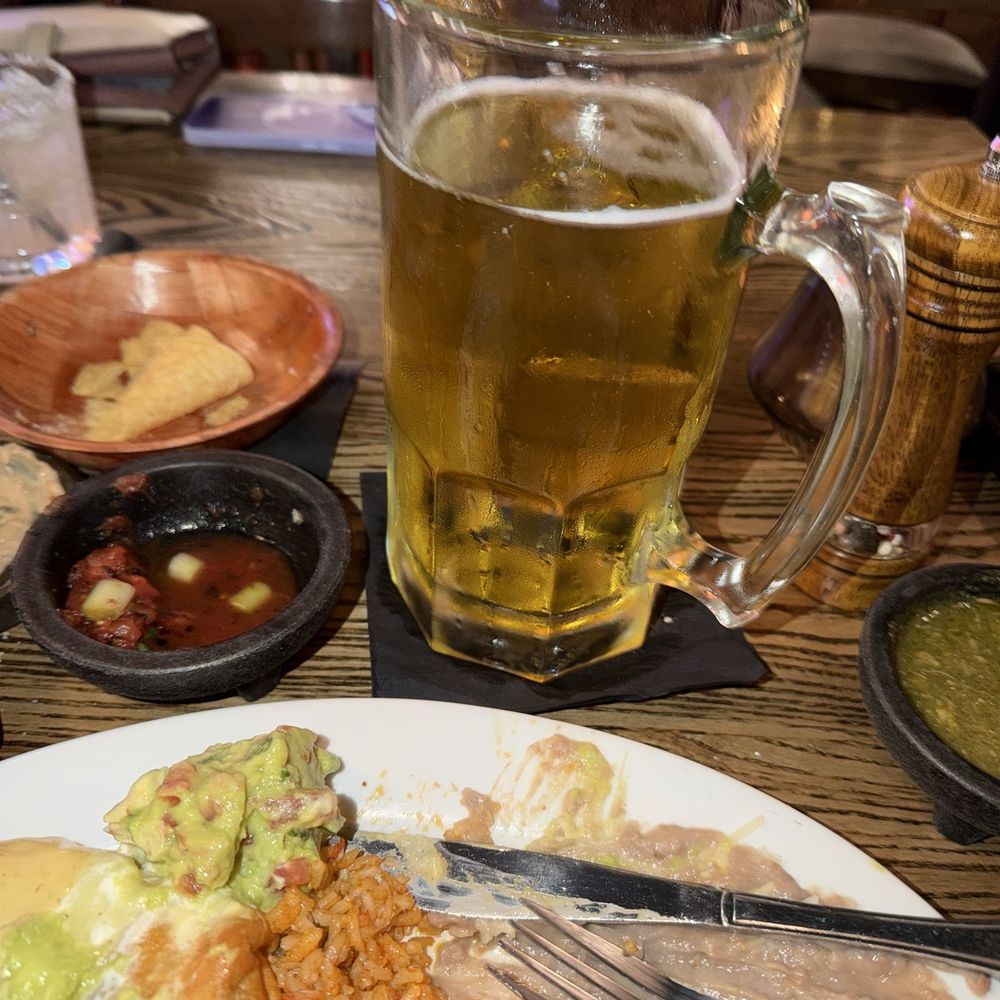 Loved my chimichangas! With the Verda sauce! And of course the big ice cold Coors light! Loved my chimichangas! With the Verda sauce! And of course the big ice cold Coors light!