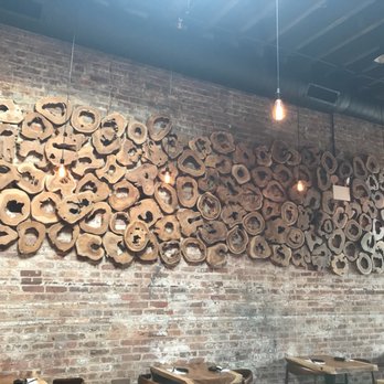 Bushniwa - Beautiful interior - Japanese Near Me - Brooklyn, New York