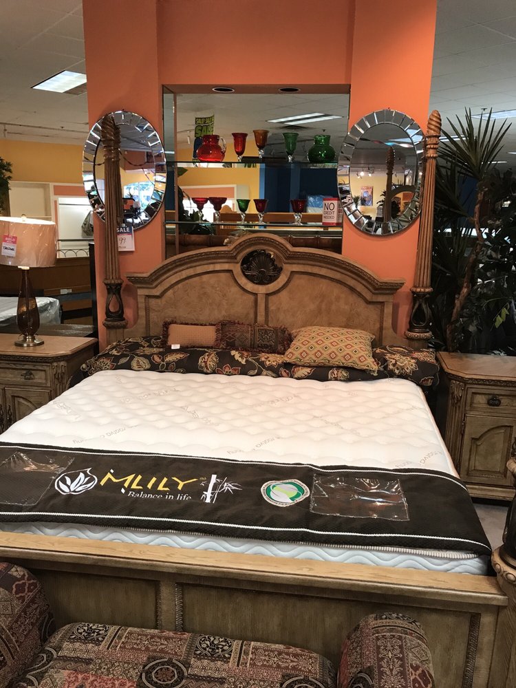 Bargain Barn Furniture Mattress Of Ft Myers Furniture Stores