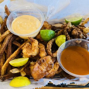 Los Cuates Seafood and Bar - Sea basket order with shrimp & calamari at Los Cuates Seafood & Bar on 3rd Ave in Chula Vista, CA. It was okay 3/5 stars. - Seafood Near Me - Chula Vista, California Los Cuates Seafood and Bar - Sea basket order with shrimp & calamari at Los Cuates Seafood & Bar on 3rd Ave in Chula Vista, CA. It was okay 3/5 stars. - Seafood Near Me - Chula Vista, California