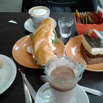 Naranjo & Flor - Cafeteria Near Me - Buenos Aires, C