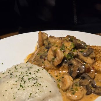 Outback Steakhouse - Toomba salmon - Steakhouses Near Me - Houston, Texas