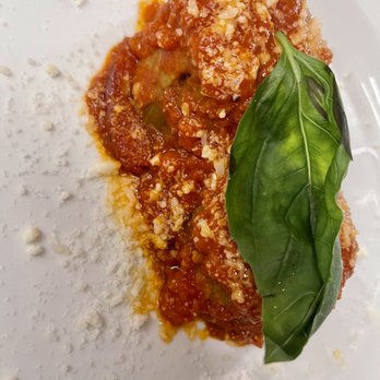 Royal Continental Hotel - Eggplant - Hotels Near Me - Naples, NA Royal Continental Hotel - Eggplant - Hotels Near Me - Naples, NA