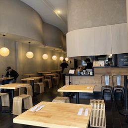HitoNori Craft Ramen San Mateo (Interior) for a Late lunch. One of the few places that are open between 3-5PM
